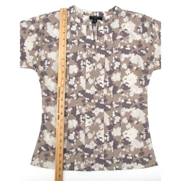 Banana Republic Petite XXS Pintuck Blouse Neutral Floral Beige Tan Career Top - Picture 9 of 12
